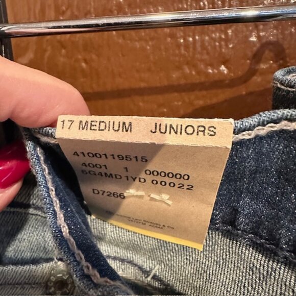 Levi’s 524 too super low bootcut jeans size 17 Medium Juniors - New - Picture 5 of 5